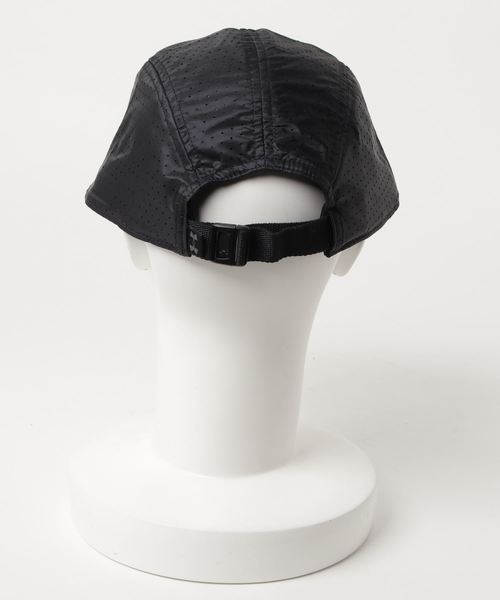 UNDER ARMOUR（アンダーアーマー）の「メンズ キャップ / ウィンドブレーカーキャンパーキャップ（キャップ・メンズ・ホワイト/ブラック・ONESIZE）」の3枚目の写真