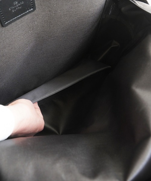 STANDARD SUPPLY（スタンダードサプライ）の「スタンダードサプライ / MATTE マット / COMMUTE DAYPACK コミュートデイパック（バックパック/リュック・メンズ・ブラック/ベージュ・FREE）」の14枚目の写真