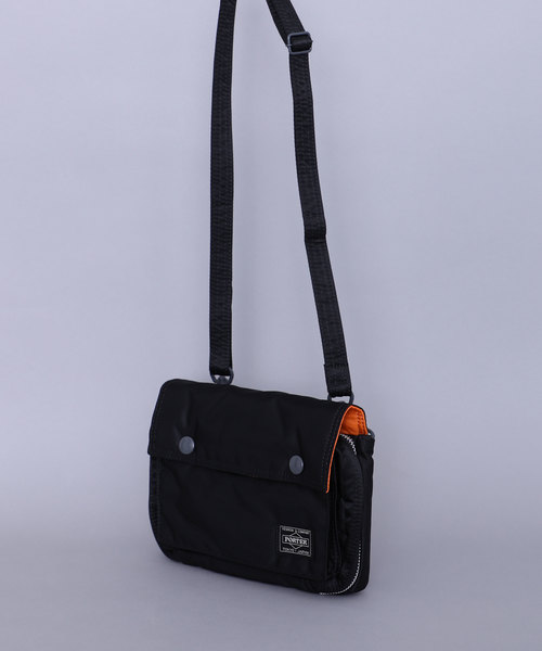 PORTER（ポーター）の「【PORTER】TANKER SHOULDER BAG（ショルダーバッグ・メンズ・ブラック・FREE）」の2枚目の写真