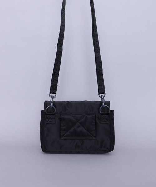 PORTER（ポーター）の「【PORTER】TANKER SHOULDER BAG（ショルダーバッグ・メンズ・ブラック・FREE）」の4枚目の写真