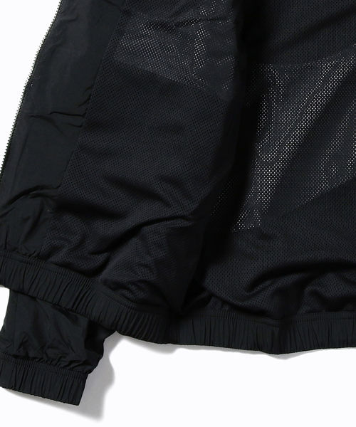 NIKE(ナイキ)の「NIKE / HBRSTMT ウーブンジャケット(ブルゾン・メンズ・ブラック/グリーン/レッド・SMALL/MEDIUM/LARGE/X-LARGE)」の10枚目の写真