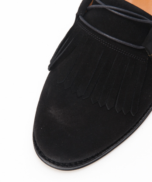 JALAN SRIWIJAYA（ジャランスリウァヤ）の「【Jalan Sriwijaya/別注】スウェードローファー（ローファー・メンズ・ブラック・2/3/1）」の4枚目の写真