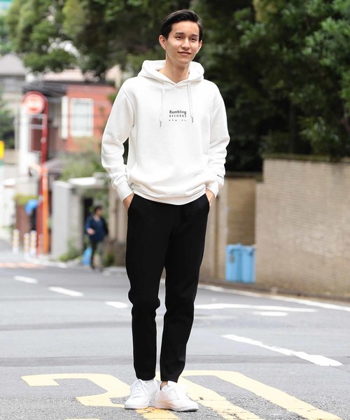 MEN'S BIGI（メンズビギ）の「【Rambling RECORDS×MEN'S BIGI】ロゴプリントパーカー（パーカー・メンズ・ホワイト/ブラック/グレー・S/M/L）」の7枚目の写真