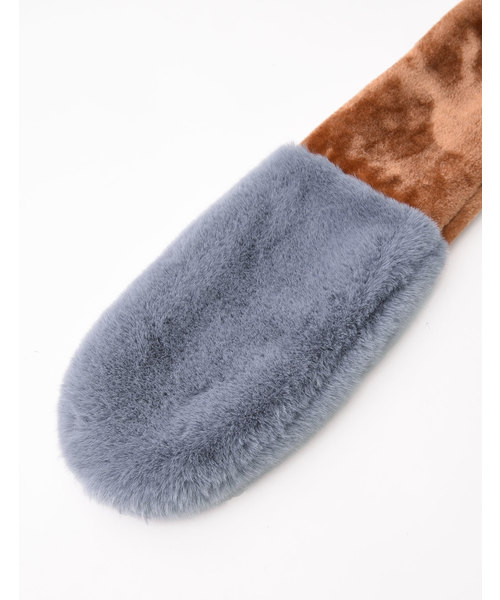 POU DOU DOU(プードゥドゥ)の「パッチワークファーマフラー(マフラー・レディース・グレー/アイボリー・8)」の10枚目の写真