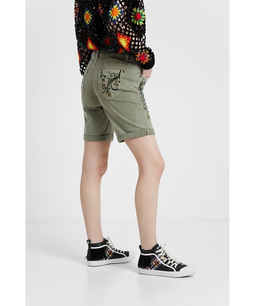 Desigual（デシグアル）の「花柄ボーホースタイルパンツ（デニムパンツ・レディース・グリーン/マルチ・2L/3L/SS/4L/S/M/L）」の7枚目の写真