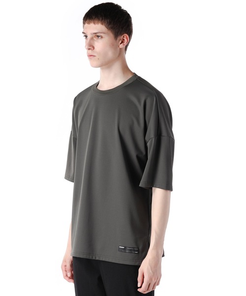 ATTACHMENT（アタッチメント）の「PE/Cライト裏毛 ドロップショルダーTシャツ（Tシャツ/カットソー・メンズ・ライトグレー/ブラック/グレー系その他・3/2/1）」の8枚目の写真