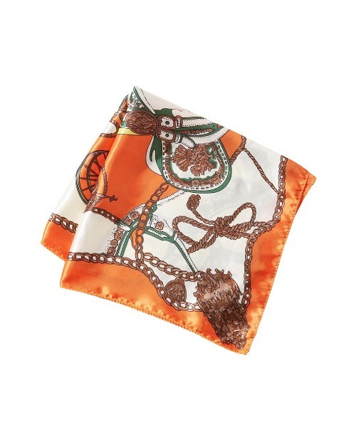 fifth（フィフス）の「チェーンプリントスカーフ（バンダナ/スカーフ・レディース・オレンジ/ブルー・FREE）」の3枚目の写真