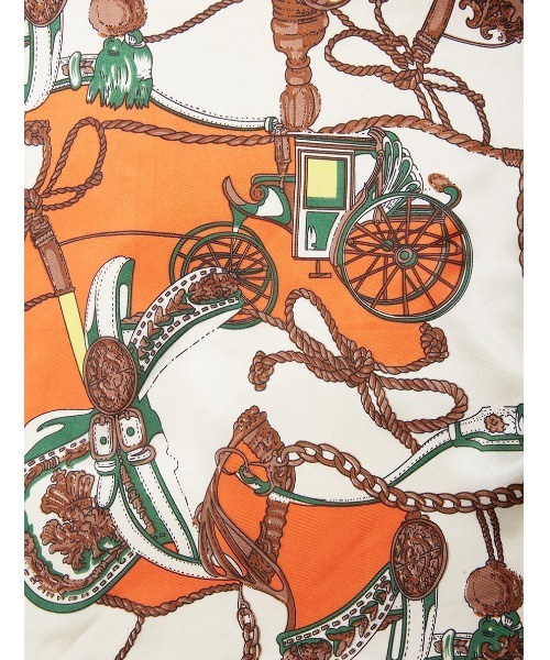 fifth（フィフス）の「チェーンプリントスカーフ（バンダナ/スカーフ・レディース・オレンジ/ブルー・FREE）」の4枚目の写真