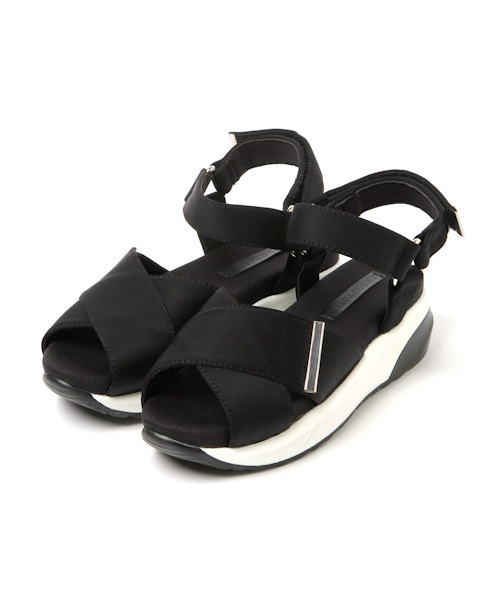 PAGEBOY（ページボーイ）の「クロスダイバーサンダル（サンダル・レディース・ブラック/ダークブラウン/オフホワイト・MEDIUM/SMALL/LARGE）」の6枚目の写真