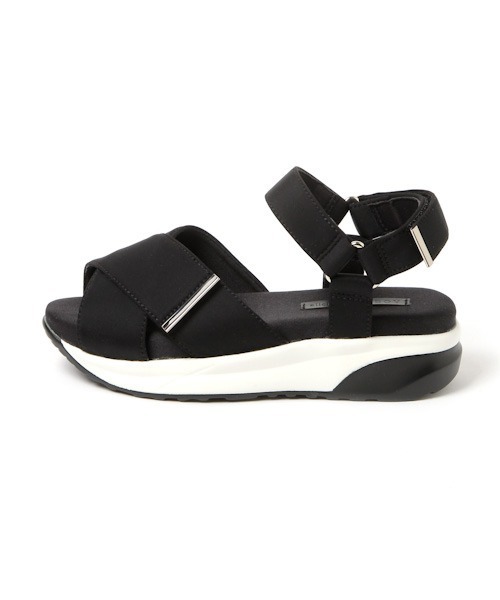 PAGEBOY（ページボーイ）の「クロスダイバーサンダル（サンダル・レディース・ブラック/ダークブラウン/オフホワイト・MEDIUM/SMALL/LARGE）」の8枚目の写真