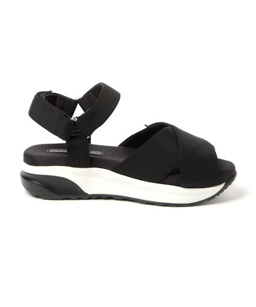 PAGEBOY（ページボーイ）の「クロスダイバーサンダル（サンダル・レディース・ブラック/ダークブラウン/オフホワイト・MEDIUM/SMALL/LARGE）」の9枚目の写真
