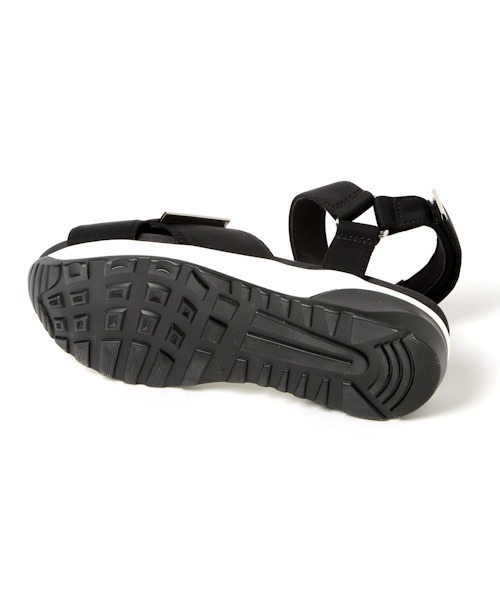PAGEBOY（ページボーイ）の「クロスダイバーサンダル（サンダル・レディース・ブラック/ダークブラウン/オフホワイト・MEDIUM/SMALL/LARGE）」の11枚目の写真