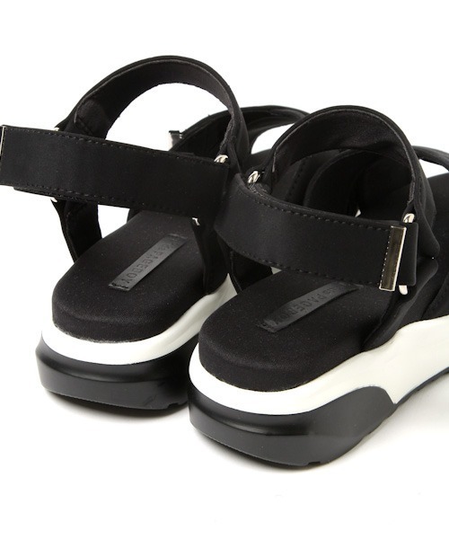 PAGEBOY（ページボーイ）の「クロスダイバーサンダル（サンダル・レディース・ブラック/ダークブラウン/オフホワイト・MEDIUM/SMALL/LARGE）」の18枚目の写真