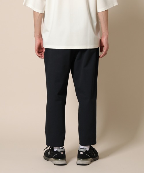 ADAM ET ROPE'（アダムエロペ）の「2WAYストレッチ イージーアンクルテーパードパンツ（スラックス・メンズ・ネイビー/グレー/ブラック・L/M）」の14枚目の写真