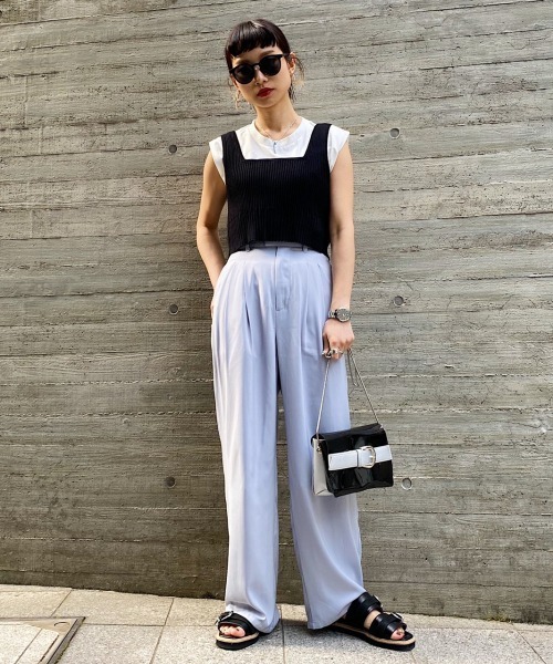 PAGEBOY（ページボーイ）の「バックリボンビスチェ（ニット/セーター・レディース・ブラック/パープル/グレイッシュベージュ・FREE）」の4枚目の写真