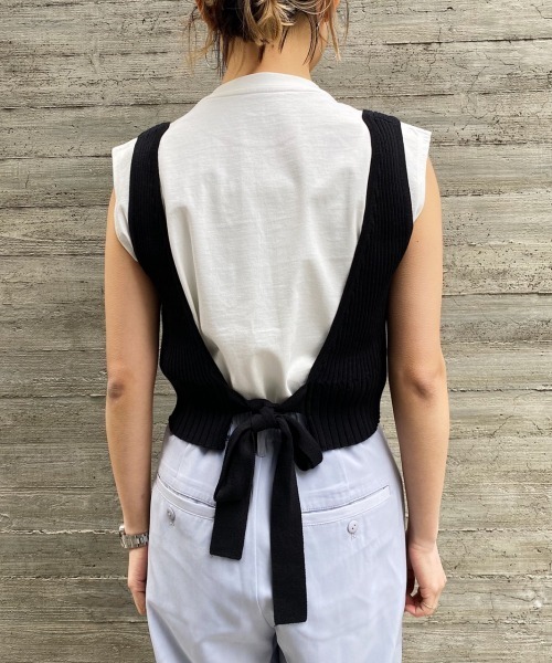 PAGEBOY（ページボーイ）の「バックリボンビスチェ（ニット/セーター・レディース・ブラック/パープル/グレイッシュベージュ・FREE）」の9枚目の写真