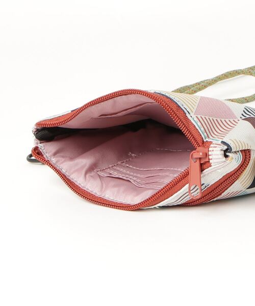 KAVU（カブー）の「KAVU カブー レンローズ（ポーチ）」 - WEAR