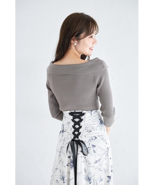 tocco closet(トッコ クローゼット)の「袖口パール付きアシメリブニットプルオーバー(ニット/セーター・レディース・ベージュ/ピンク系その他/ブラック/アイボリー/レモンイエロー/ダークブラウン/サックスブルー/ネイビー/ピンク/オレンジ/ミント/カーキ/チャコールグレー/マスタード/ボルドー/その他・M)」の19枚目の写真