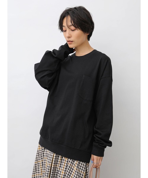 AMERICAN HOLIC（アメリカンホリック）の「ポケット付きBIGカットプルオーバー　＊（Tシャツ/カットソー・レディース・ブラック/アイボリー/ブラウン/ブルー/カーキ・M/L）」の3枚目の写真