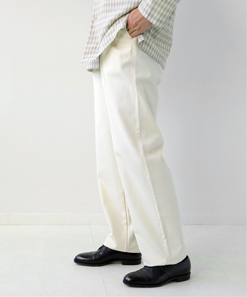 E.TAUTZ（イートウツ）の「【E.TAUTZ / イートウツ】 別注 PLETED PANTS 'ECRU'（デニムパンツ・メンズ・オフホワイト・30/32/34）」の5枚目の写真