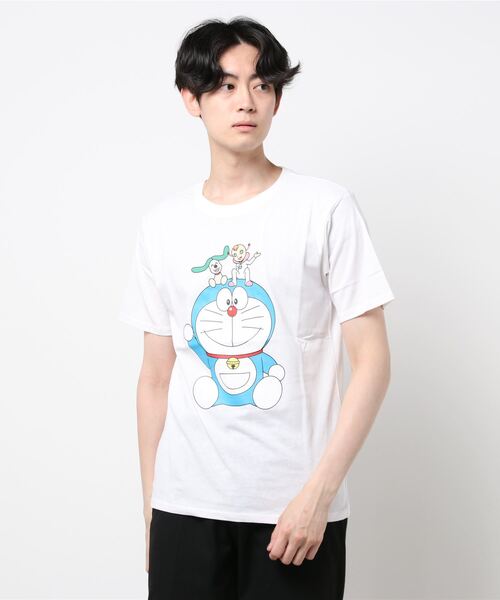 LB/S （エルビーエス）の「【ドラえもん】プリントＴシャツ（Tシャツ/カットソー・メンズ・ホワイト×パープル/スカイブルー/ホワイト×レッド/ライトブルー/ホワイト×イエロー/ホワイト×ピンク/ロイヤルブルー/ネイビー/ブルー/ホワイト×ネイビー/ダークブルー/ホワイト×ブラック/ホワイト×ブルー・MEDIUM/SMALL/LARGE）」の3枚目の写真