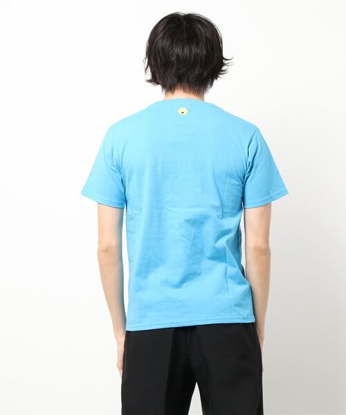 LB/S （エルビーエス）の「【ドラえもん】プリントＴシャツ（Tシャツ/カットソー・メンズ・ホワイト×パープル/スカイブルー/ホワイト×レッド/ライトブルー/ホワイト×イエロー/ホワイト×ピンク/ロイヤルブルー/ネイビー/ブルー/ホワイト×ネイビー/ダークブルー/ホワイト×ブラック/ホワイト×ブルー・MEDIUM/SMALL/LARGE）」の22枚目の写真