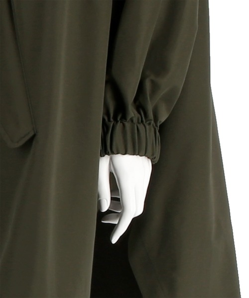 G.V.G.V.（ジーヴィージーヴィー）の「PONCHO LAYERED COAT