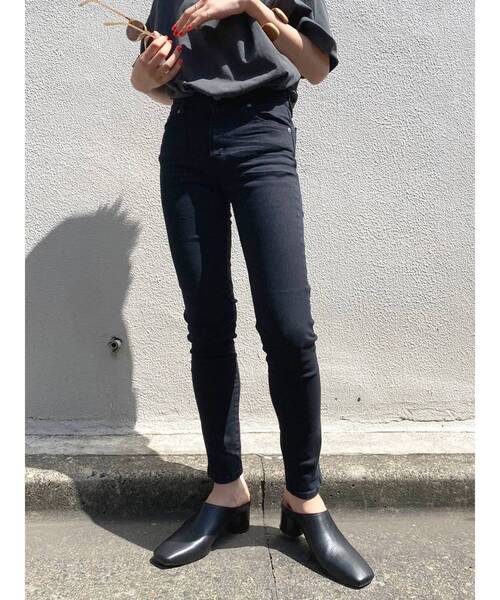 Ungrid（アングリッド）の「ブラックハイウエストストスリ（デニムパンツ・レディース・ブラック・24inch/25inch/26inch/27inch/23inch）」の3枚目の写真