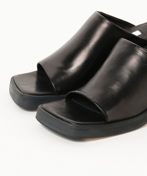 Ray BEAMS（レイビームス）の「miista / KRISTEN サンダル（サンダル・レディース・ブラック/ベージュ・38/39/36/37）」の3枚目の写真