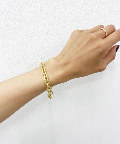 kutir(クティール)の「デザインパールブレスレット(ブレスレット・レディース・ゴールド・FREE)」の2枚目の写真