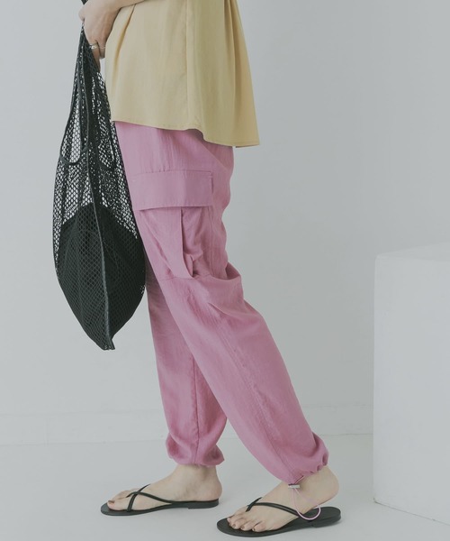 KBF+（ケービーエフプラス）の「KBF+　ナローカーゴパンツ（その他パンツ・レディース・チャコールグレー/パープル系その他/ブルー系その他・ONE）」の3枚目の写真