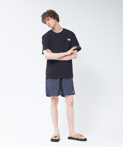 Mark Gonzales（マーク・ゴンザレス）の「【Mark Gonzales / マークゴンザレス】 別注 カラー ポケット Tシャツ【予約】（Tシャツ/カットソー・メンズ・ホワイト/ブラック/ベージュ/ライラック・46/48）」の8枚目の写真