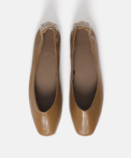 SENSE OF PLACE by URBAN RESEARCH（センスオブプレイスバイアーバンリサーチ）の「スクエアトウセンターシームフラットシューズ（パンプス・レディース・ブラック/アイボリー/マスタード/ブラウン・LARGE/SMALL/MEDIUM）」の6枚目の写真