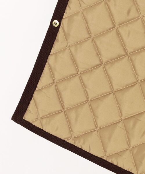 Traditional Weatherwear(トラディショナルウェザーウェア)の「【SHIPS any別注】Traditional Weatherwear: ARKLEY LONG ノーカラーロングキルティングコート 2◇(ノーカラーコート・レディース・ブラック/ベージュ・34/36)」の8枚目の写真