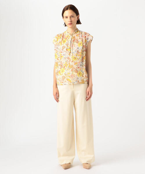 TOMORROWLAND （トゥモローランド）の「シルクペイズリーフラワー