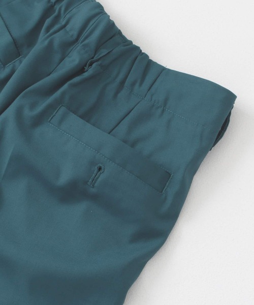 URBAN RESEARCH（アーバンリサーチ）の「URBAN RESEARCH iD　T/R TWO TUCK SLACKS（その他パンツ・メンズ・ブルー系その他/グリーン系その他/ホワイト系その他・LARGE/MEDIUM）」の16枚目の写真