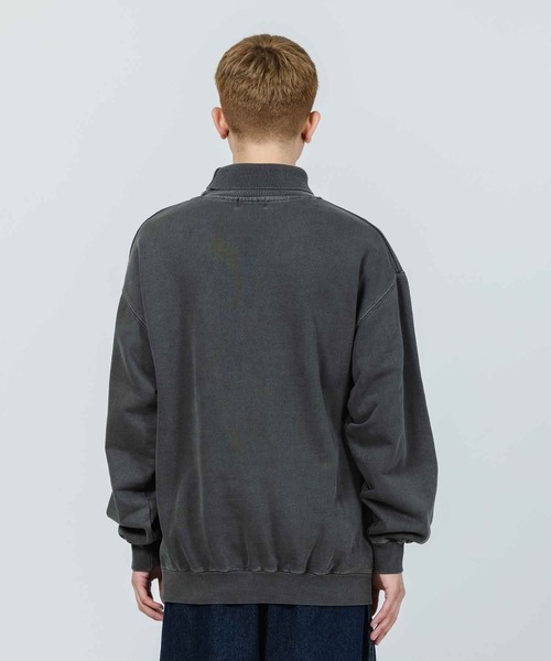 XLARGE（エクストララージ）の「PIGMENT HIGH-NECK SWEAT（スウェット・メンズ・ブラック/グリーン/マスタード・XL/S/M/L）」の5枚目の写真