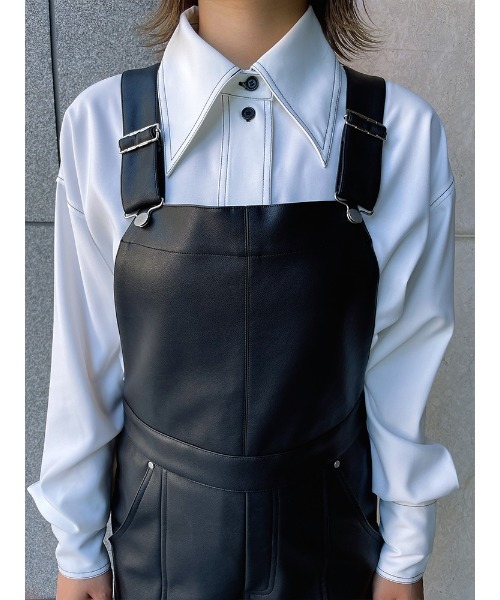 ENVYM（アンビー）の「レザーライクサロペット（つなぎ/オールインワン・レディース・アイボリー/ブラック・FREE）」の6枚目の写真