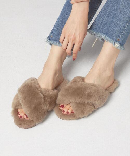 EMU Australia（エミューオーストラリア）の「＜EMU（エミュ）＞ Mayberry ムートン サンダル（サンダル・レディース・モカ/グレー/ナチュラル・24cm）」の2枚目の写真