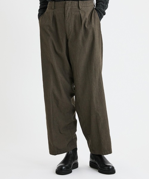 WELLDER（ウェルダー）の「Wide Trousers（スラックス・メンズ・ブラウン/ダークグレー・3/4）」の2枚目の写真