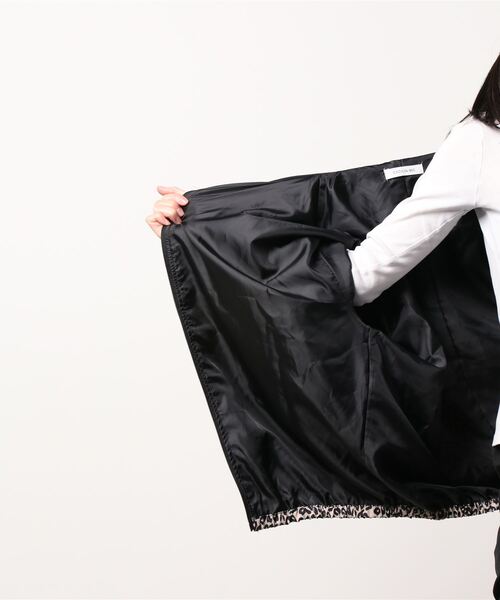 CECIL McBEE(セシルマクビー)の「レオパード切替トラックジャケット(マウンテンパーカー・レディース・ベージュ/ブラック・MEDIUM)」の5枚目の写真
