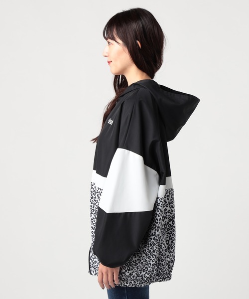 CECIL McBEE(セシルマクビー)の「レオパード切替トラックジャケット(マウンテンパーカー・レディース・ベージュ/ブラック・MEDIUM)」の7枚目の写真