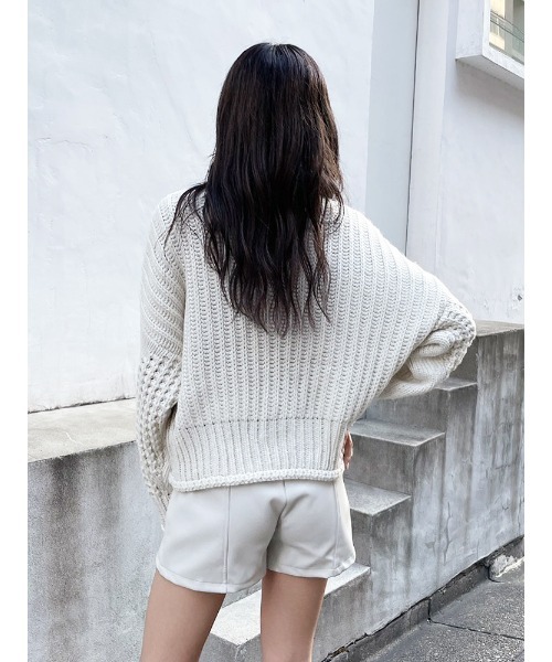 ENVYM（アンビー）の「ローゲージスウィッチングニット（ニット/セーター・レディース・ホワイト/ベージュ/グレー・FREE）」の18枚目の写真