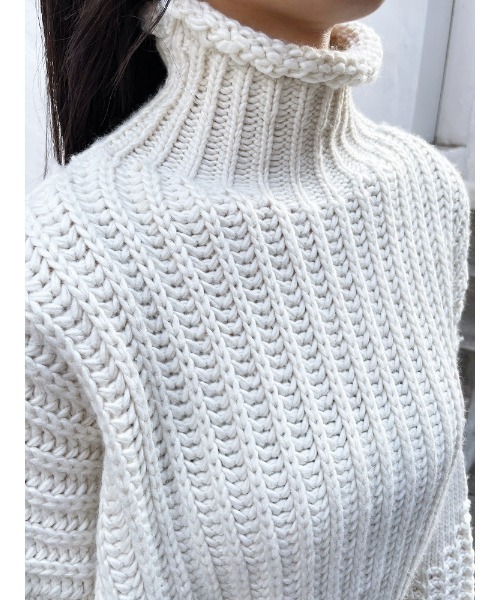 ENVYM（アンビー）の「ローゲージスウィッチングニット（ニット/セーター・レディース・ホワイト/ベージュ/グレー・FREE）」の8枚目の写真