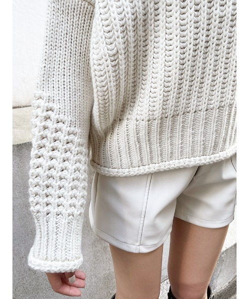 ENVYM（アンビー）の「ローゲージスウィッチングニット（ニット/セーター・レディース・ホワイト/ベージュ/グレー・FREE）」の9枚目の写真