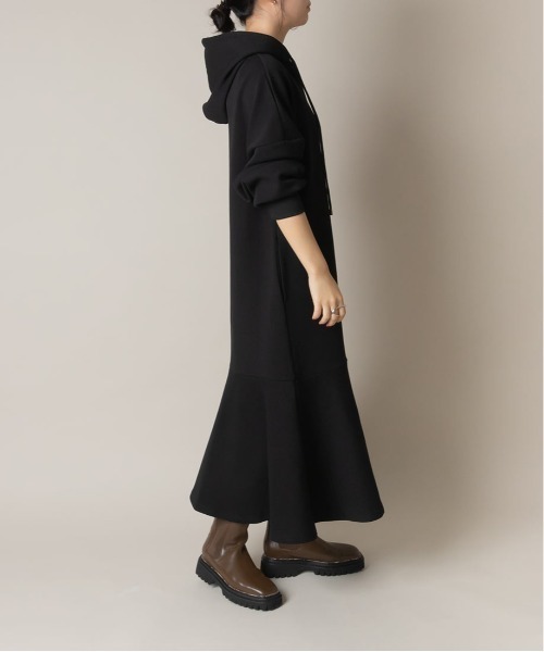 RANDA（ランダ）の「ダンボールフーディーワンピース（ワンピース・レディース・カーキ/グレー/ブラック・FREE）」の14枚目の写真