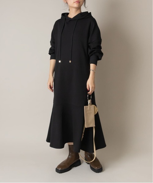 RANDA（ランダ）の「ダンボールフーディーワンピース（ワンピース・レディース・カーキ/グレー/ブラック・FREE）」の6枚目の写真