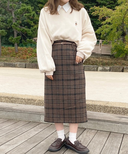 apres jour（アプレジュール）の「くま刺繍スウェット【ZOZOTOWN限定アイテム】（スウェット・レディース・アイボリー/ダークグリーン/ボルドー・フリー/X-LARGE）」の10枚目の写真