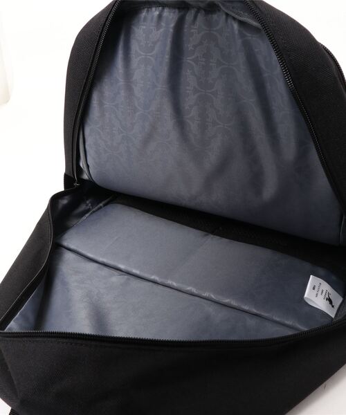 KANGOL(カンゴール)の「【KANGOL/カンゴール】 BIG タグ トリプルジップ バックパック(バックパック/リュック・メンズ・ベージュ/ブラック/ブラック×ホワイト・FREE)」の7枚目の写真