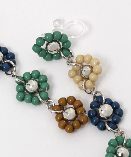 Me%（ミィパーセント）の「カラフルＩラインビーズイヤリング（イヤリング・レディース・ホワイト系その他/グリーン系その他/ピンク系その他・FREE）」の7枚目の写真